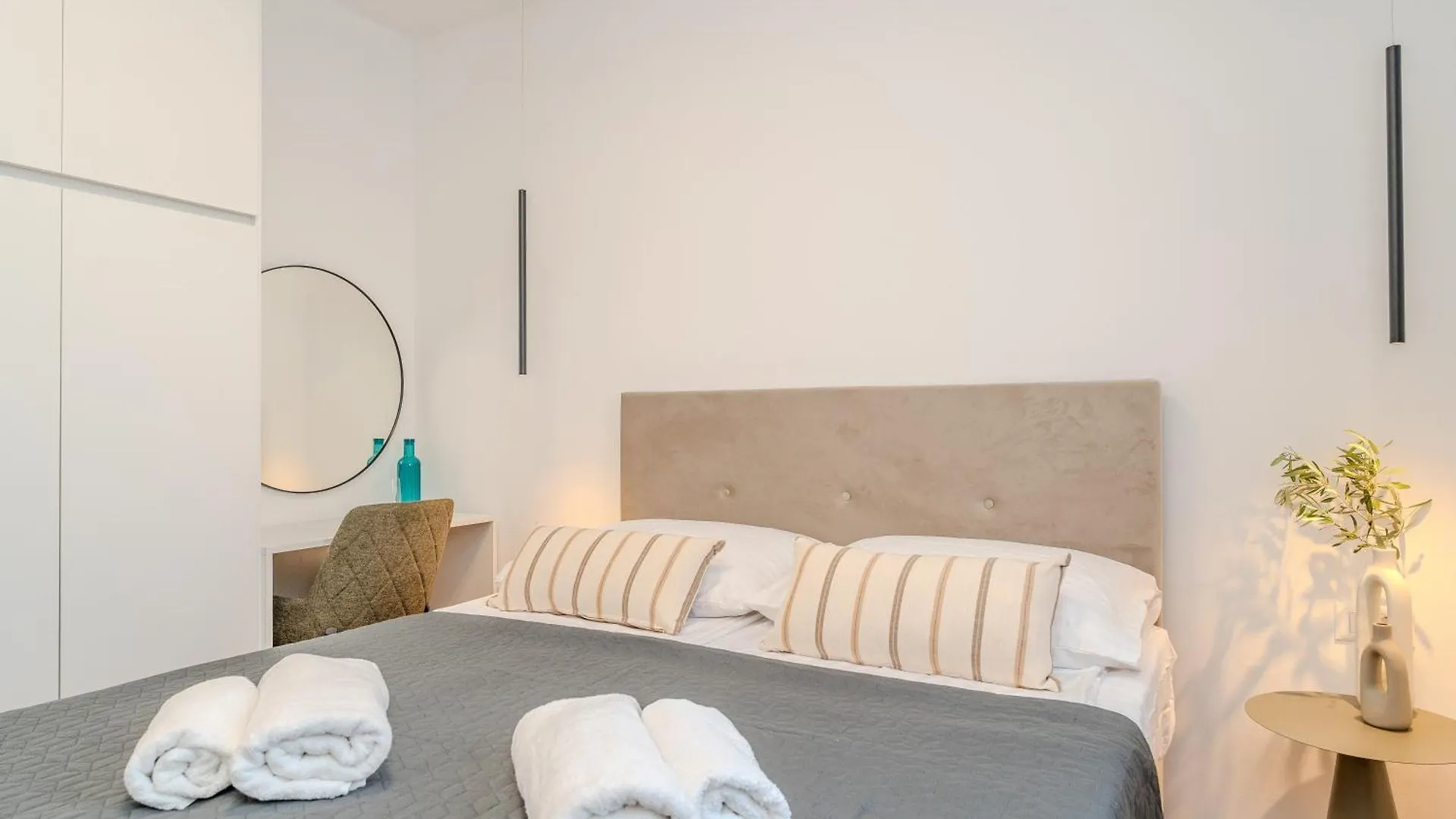Beachfront Villa Azzurro With Seaview Privlaka  0*, Privlaka (Zadar)